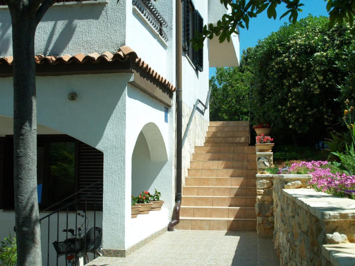 Apartments Frank Ровинь Экстерьер фото